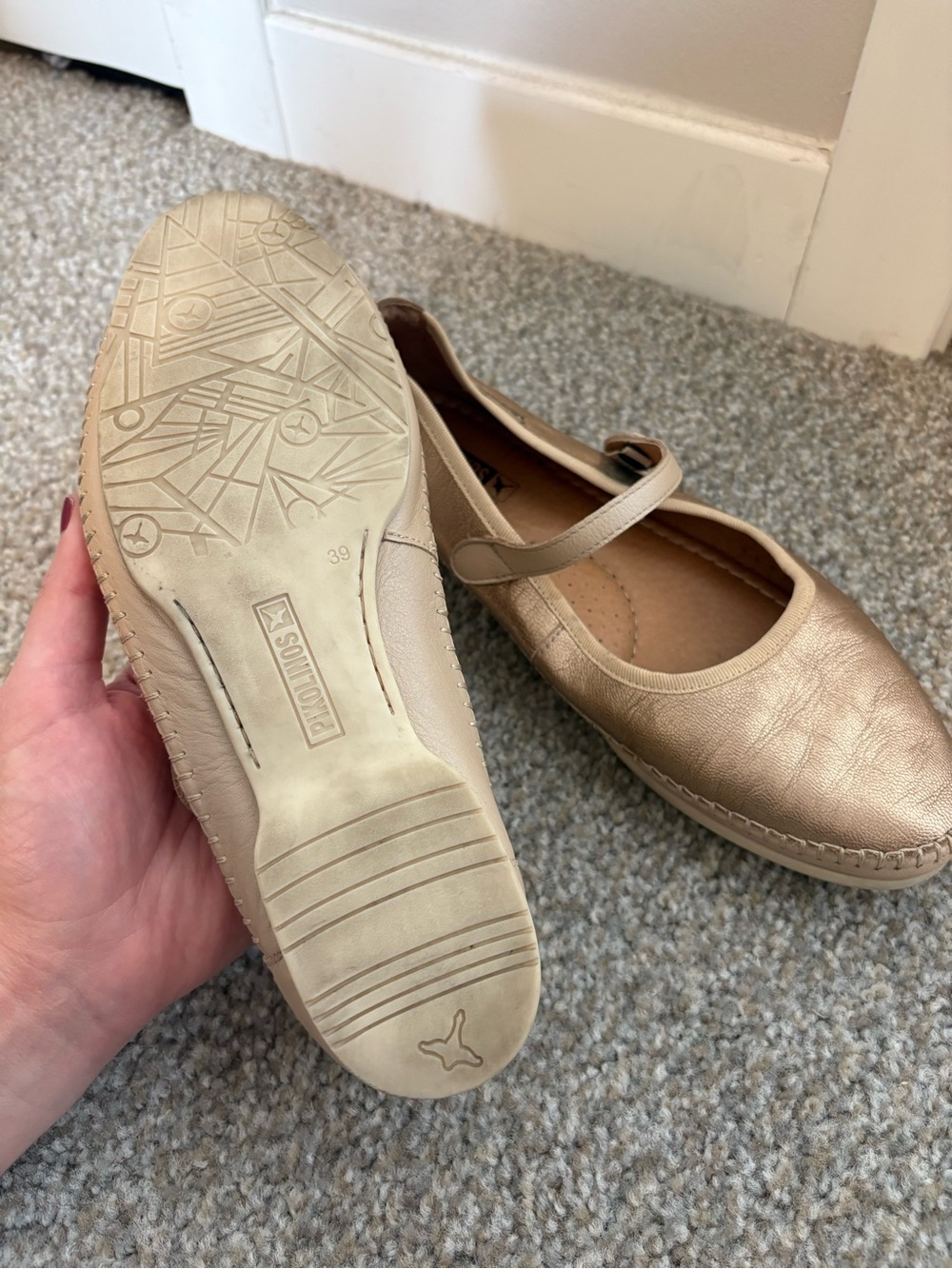 Pikolinos Mary Jane Flats in Metallic Gold - Size 39 - Picture 5 of 8